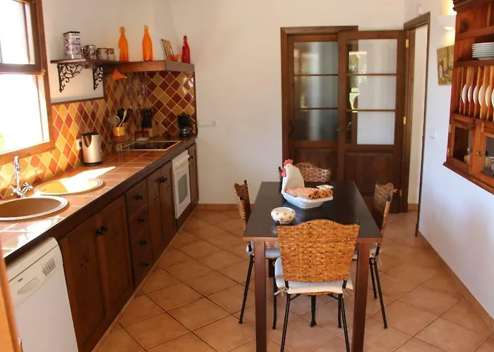 Casa Con Jardin Y Piscina - Morell Onze Cala Morell